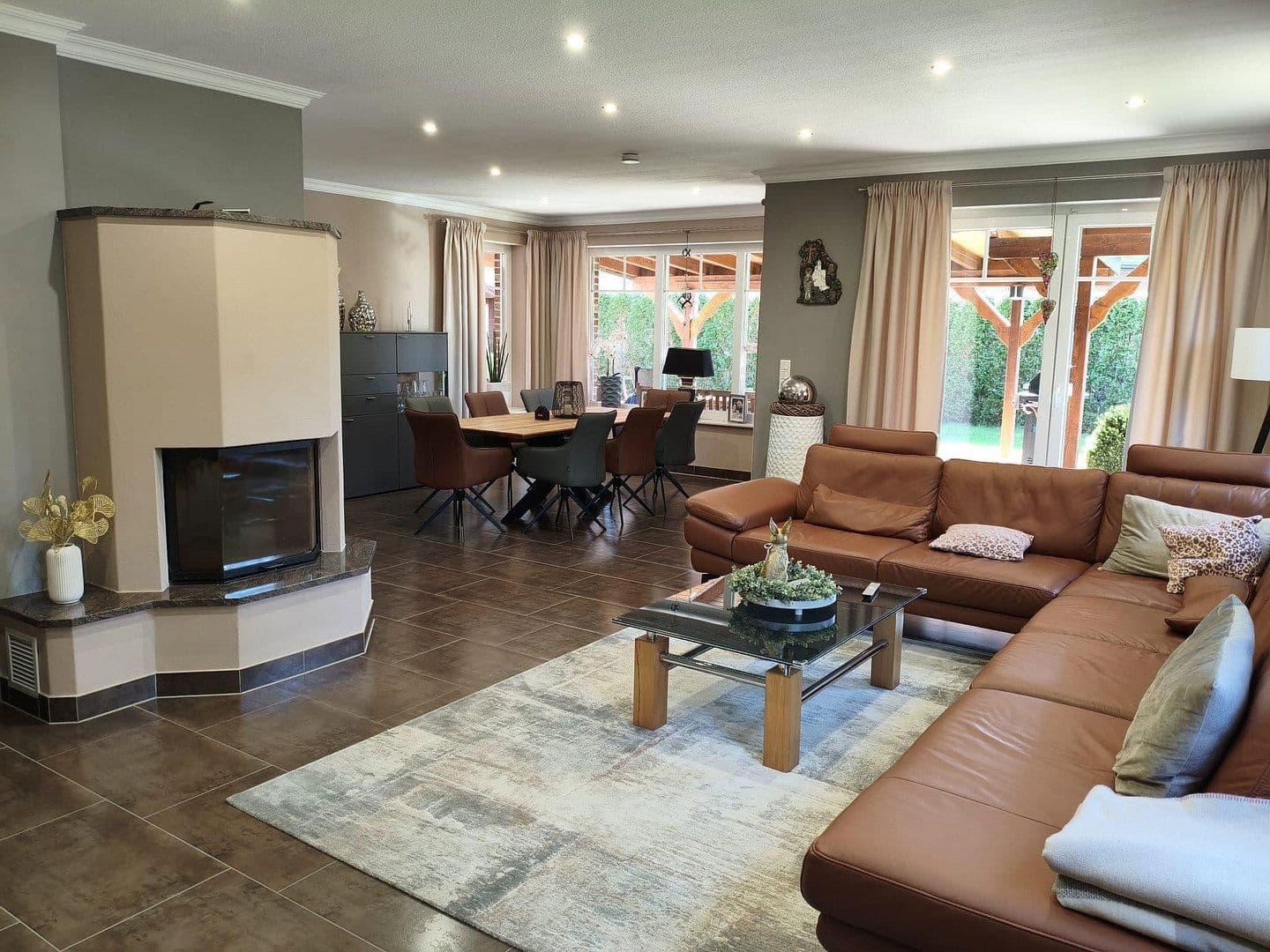 Predaj domu 250 m², pozemek 500 m², Versmold, Severné Porýnie - Westfálsko Predaj domu 250 m², pozemek 500 m², Versmold, Severné Porýnie - Westfálsko