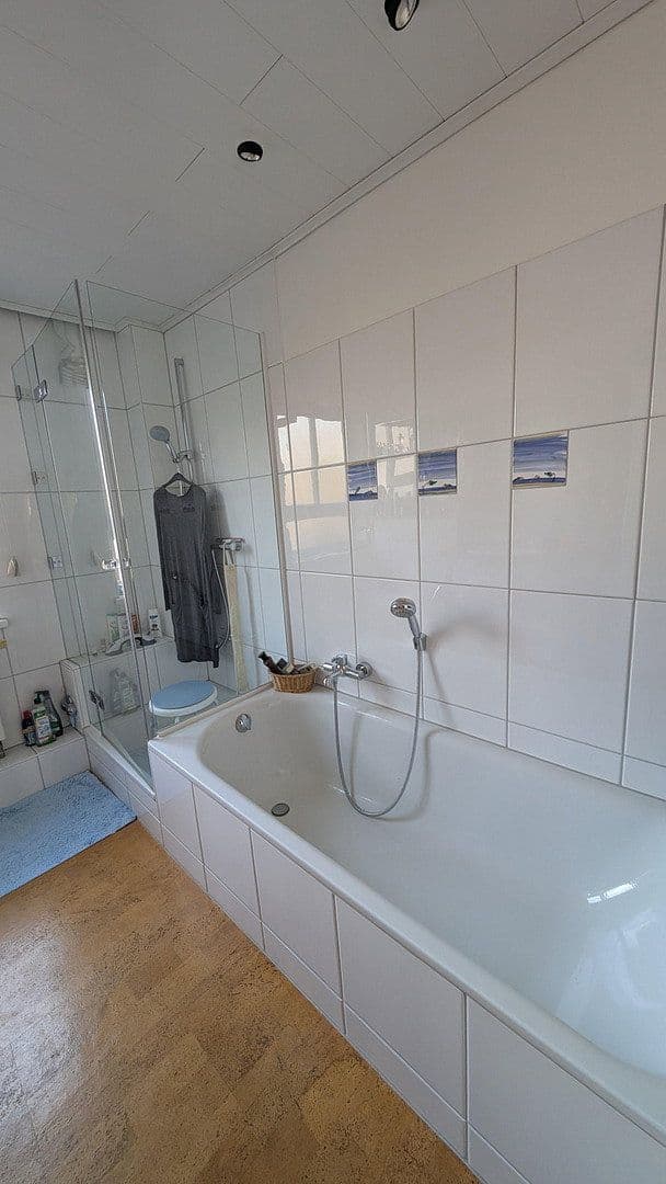 Predaj domu 131 m², pozemek 156 m², Kiel, Šlezvicko-Holštajnsko Predaj domu 131 m², pozemek 156 m², Kiel, Šlezvicko-Holštajnsko