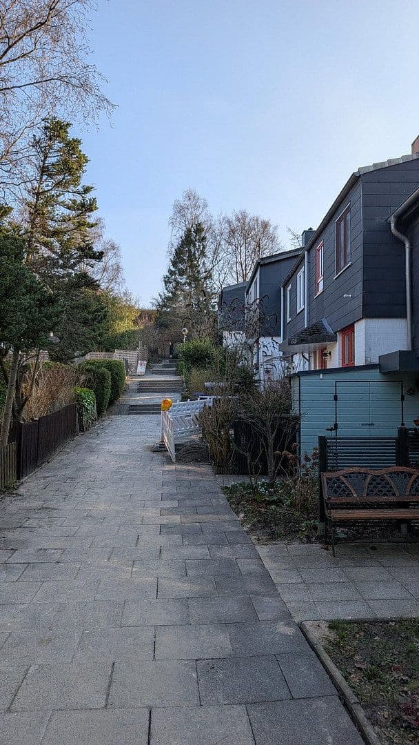 Predaj domu 131 m², pozemek 156 m², Kiel, Šlezvicko-Holštajnsko Predaj domu 131 m², pozemek 156 m², Kiel, Šlezvicko-Holštajnsko