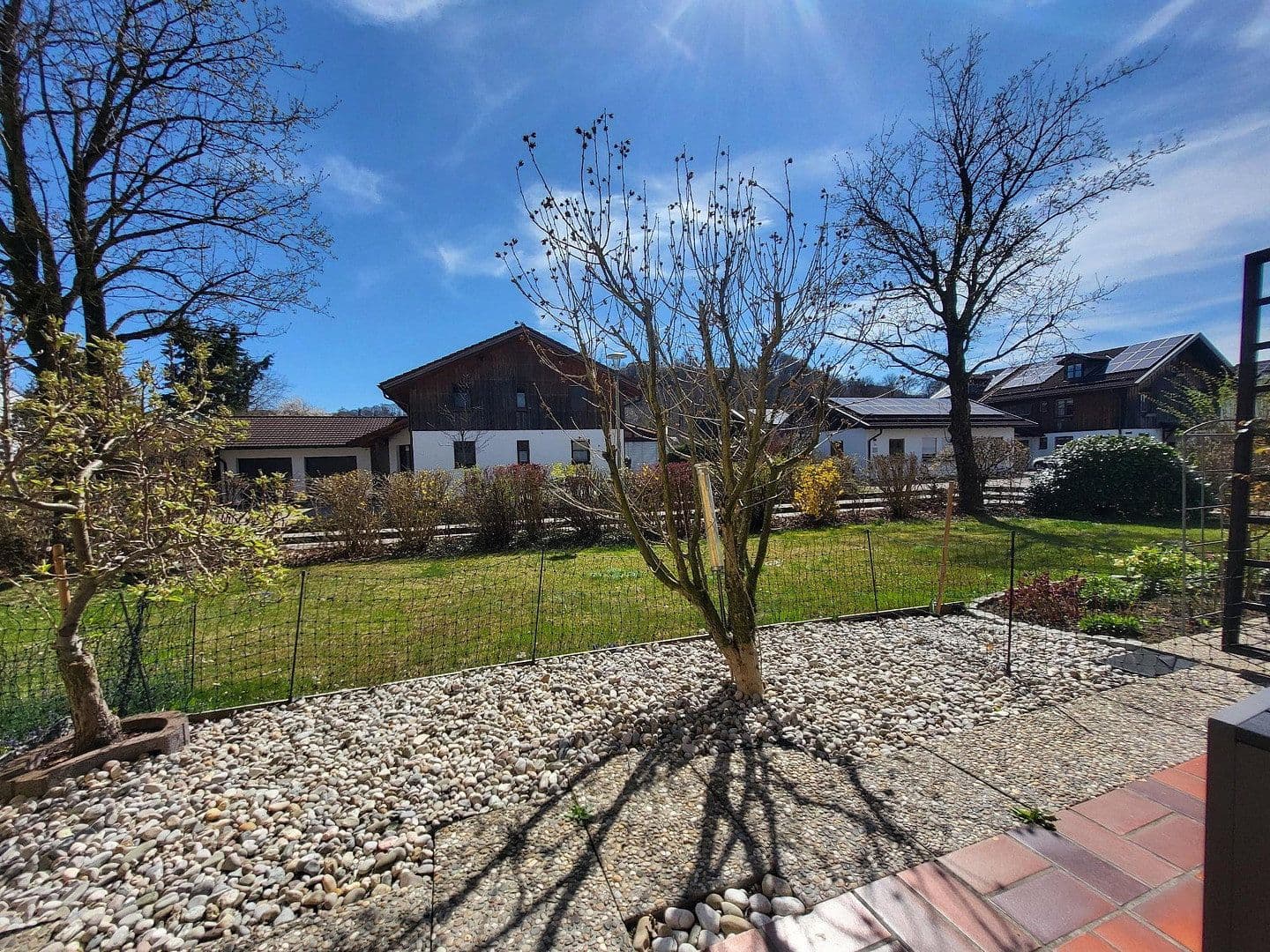 Predaj bytu 3-izbový 82 m², Burgkirchen, Bavorsko Predaj bytu 3-izbový 82 m², Burgkirchen, Bavorsko