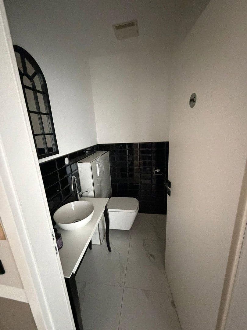 Prenájom kancelárie 135 m², Langgasse 39 / Karl-Kellner-Ring 18, Wetzlar, Hesensko Prenájom kancelárie 135 m², Langgasse 39 / Karl-Kellner-Ring 18, Wetzlar, Hesensko