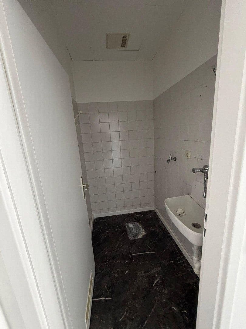 Prenájom kancelárie 135 m², Langgasse 39 / Karl-Kellner-Ring 18, Wetzlar, Hesensko Prenájom kancelárie 135 m², Langgasse 39 / Karl-Kellner-Ring 18, Wetzlar, Hesensko