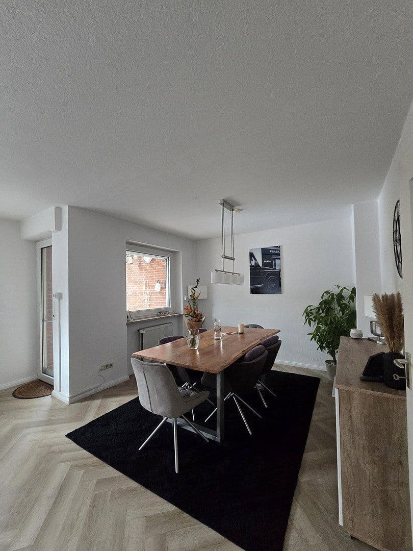 Predaj domu 108 m², pozemek 231 m², Hannover, Dolné Sasko Predaj domu 108 m², pozemek 231 m², Hannover, Dolné Sasko