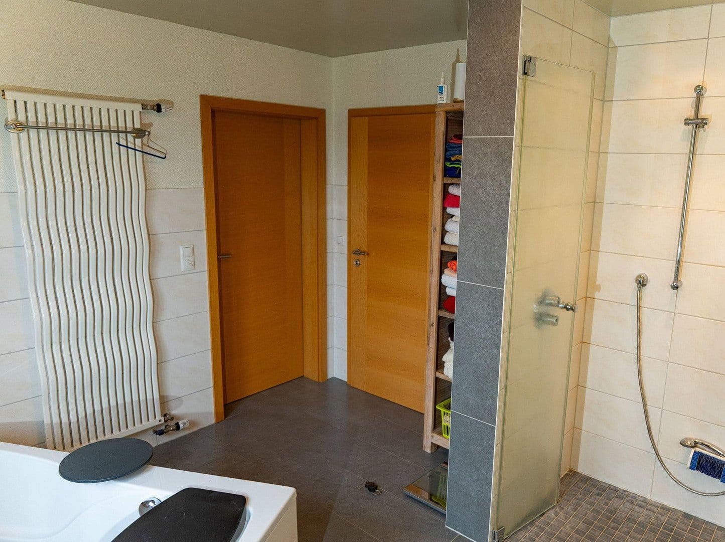 Predaj nebytového priestoru 7.539 m², Wietmarschen, Dolné Sasko Predaj nebytového priestoru 7.539 m², Wietmarschen, Dolné Sasko