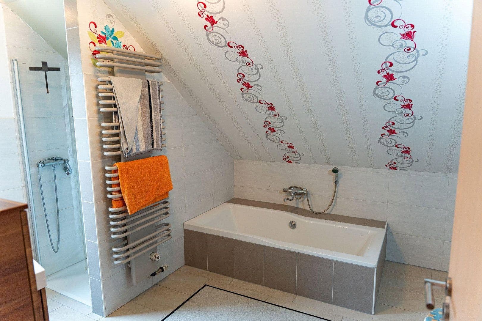 Predaj nebytového priestoru 7.539 m², Wietmarschen, Dolné Sasko Predaj nebytového priestoru 7.539 m², Wietmarschen, Dolné Sasko