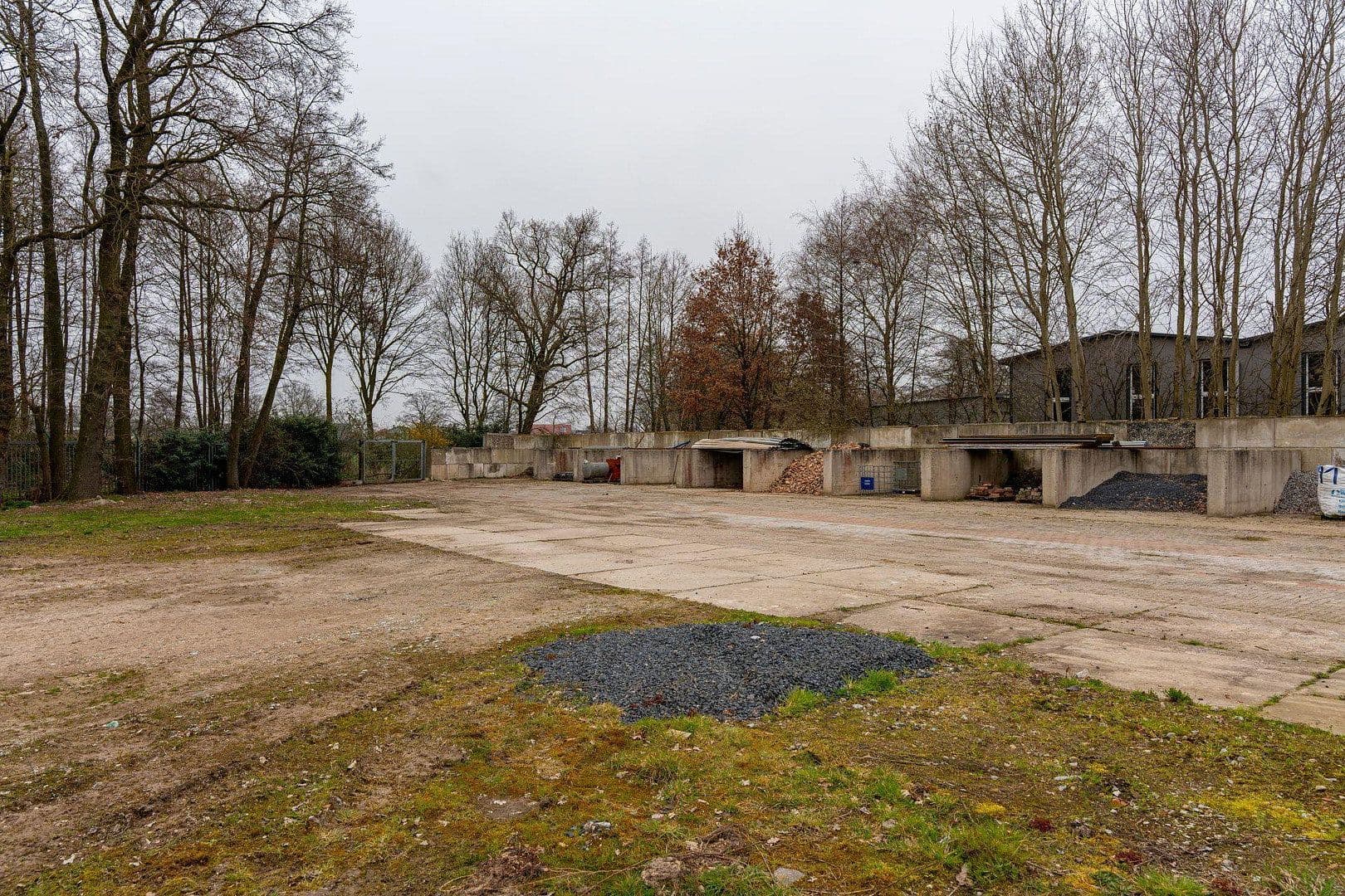 Predaj nebytového priestoru 7.539 m², Wietmarschen, Dolné Sasko Predaj nebytového priestoru 7.539 m², Wietmarschen, Dolné Sasko