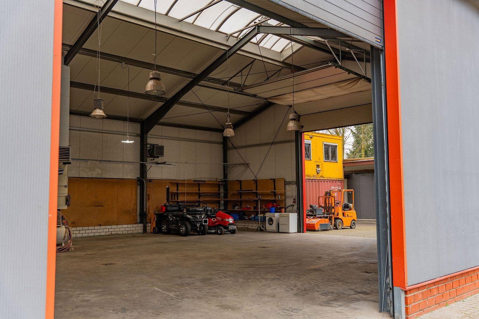 Predaj nebytového priestoru 7.539 m², Wietmarschen, Dolné Sasko Predaj nebytového priestoru 7.539 m², Wietmarschen, Dolné Sasko