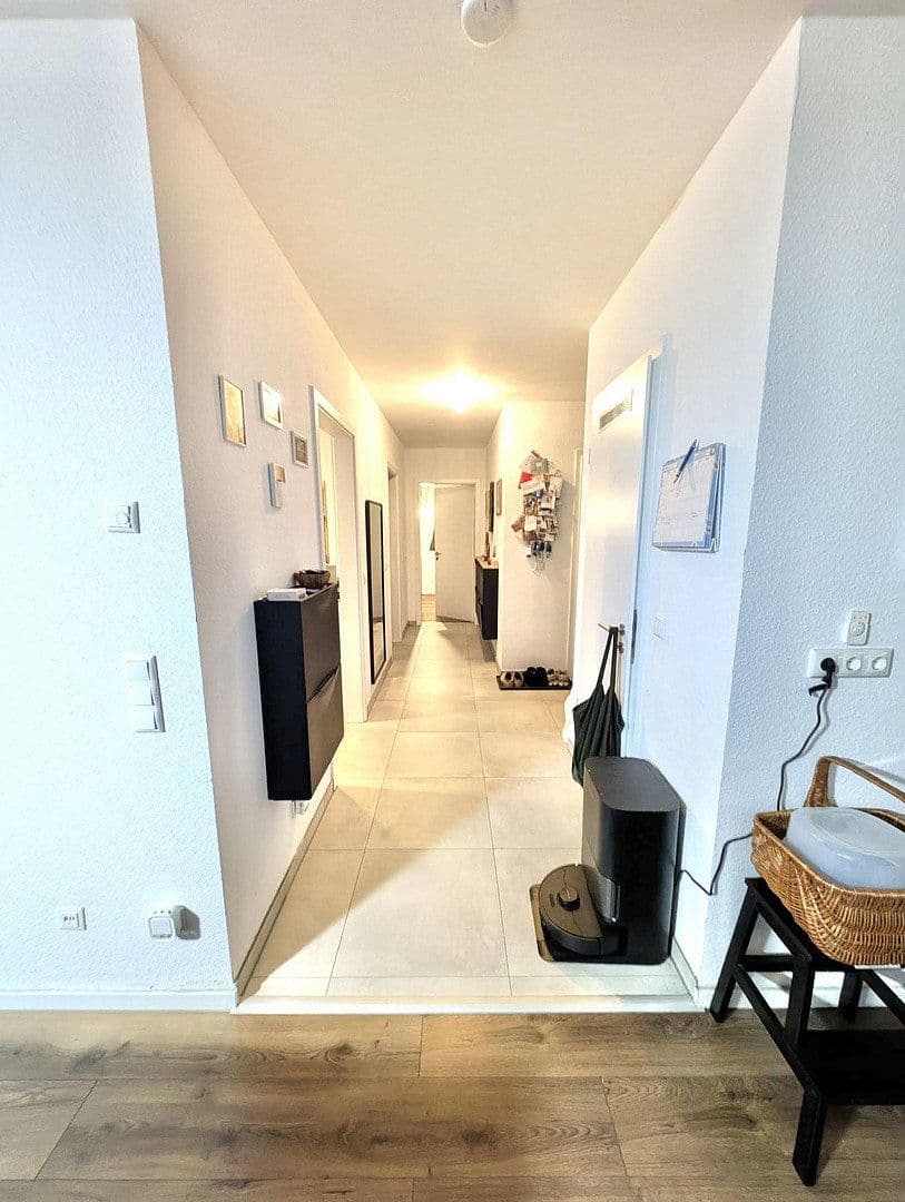 Prenájom bytu 3-izbový 93 m², Brühlstr. 27a, Wassenberg, Severné Porýnie - Westfálsko Prenájom bytu 3-izbový 93 m², Brühlstr. 27a, Wassenberg, Severné Porýnie - Westfálsko