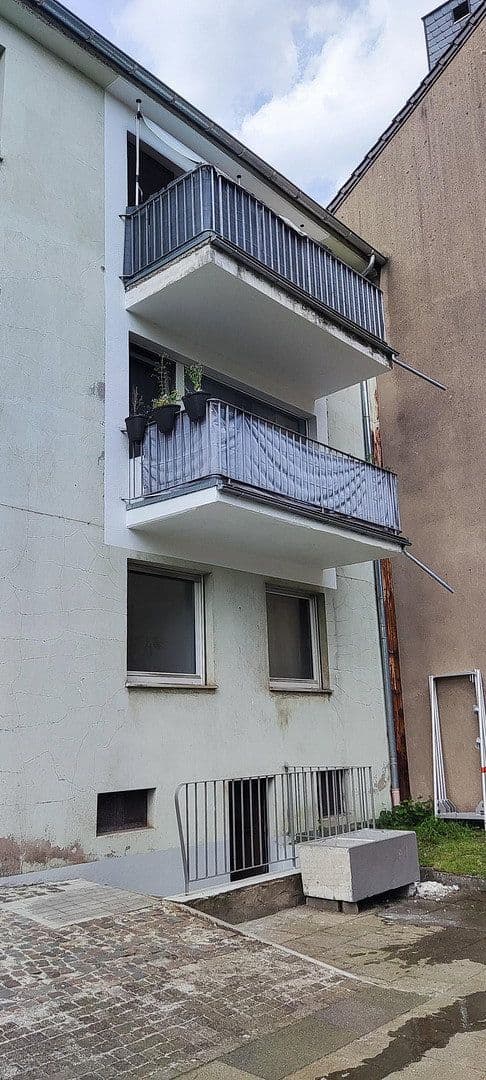 Prenájom bytu 3-izbový 82 m², Thüringer Str. 29a, Oberhausen, Severné Porýnie - Westfálsko Prenájom bytu 3-izbový 82 m², Thüringer Str. 29a, Oberhausen, Severné Porýnie - Westfálsko