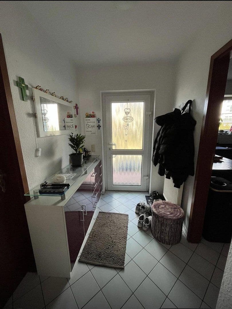 Predaj domu 155 m², pozemek 175 m², Drosselweg, Waldsolms, Hesensko Predaj domu 155 m², pozemek 175 m², Drosselweg, Waldsolms, Hesensko