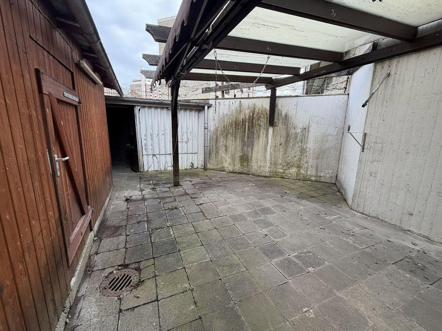 Prenájom kancelárie 172 m², Ziegelsteinstraße 30, Nürnberg, Bavorsko Prenájom kancelárie 172 m², Ziegelsteinstraße 30, Nürnberg, Bavorsko