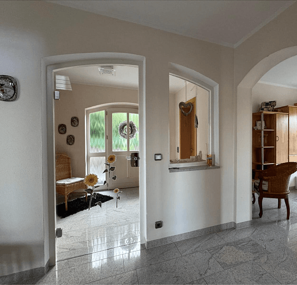 Prenájom bytu 5-izbový 205 m², Amberg, Bavorsko Prenájom bytu 5-izbový 205 m², Amberg, Bavorsko