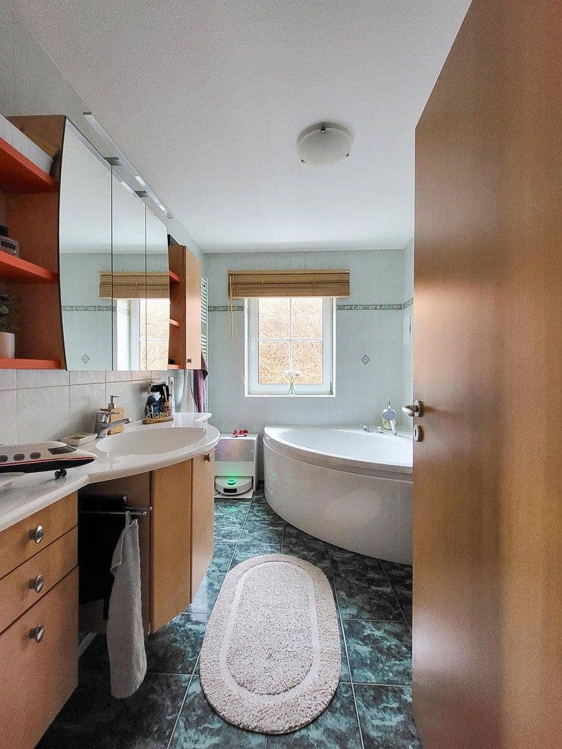 Predaj bytu 4-izbový 93 m², Schwarzenberg/Erzgebirge, Sasko Predaj bytu 4-izbový 93 m², Schwarzenberg/Erzgebirge, Sasko