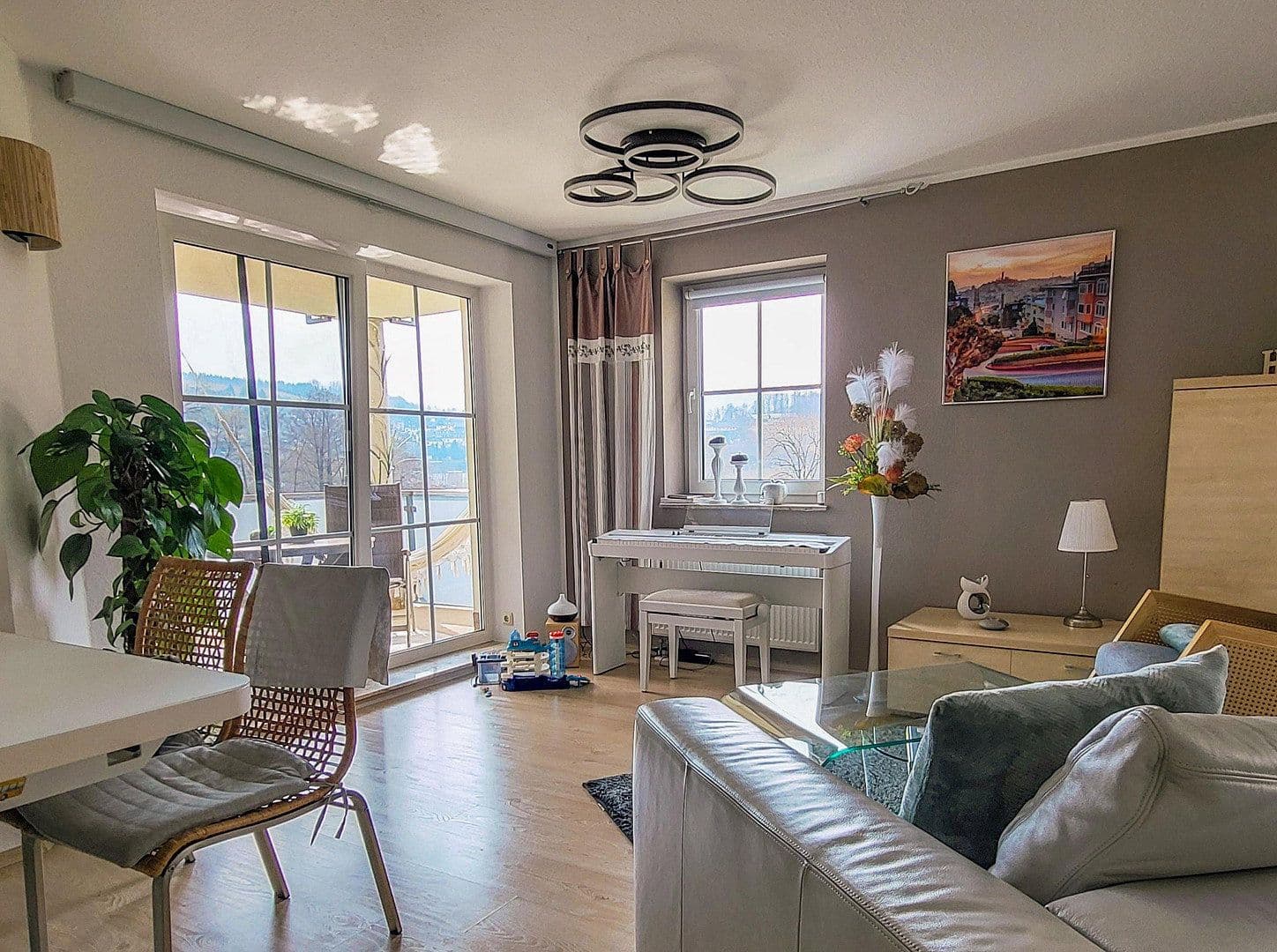 Predaj bytu 4-izbový 93 m², Schwarzenberg/Erzgebirge, Sasko Predaj bytu 4-izbový 93 m², Schwarzenberg/Erzgebirge, Sasko