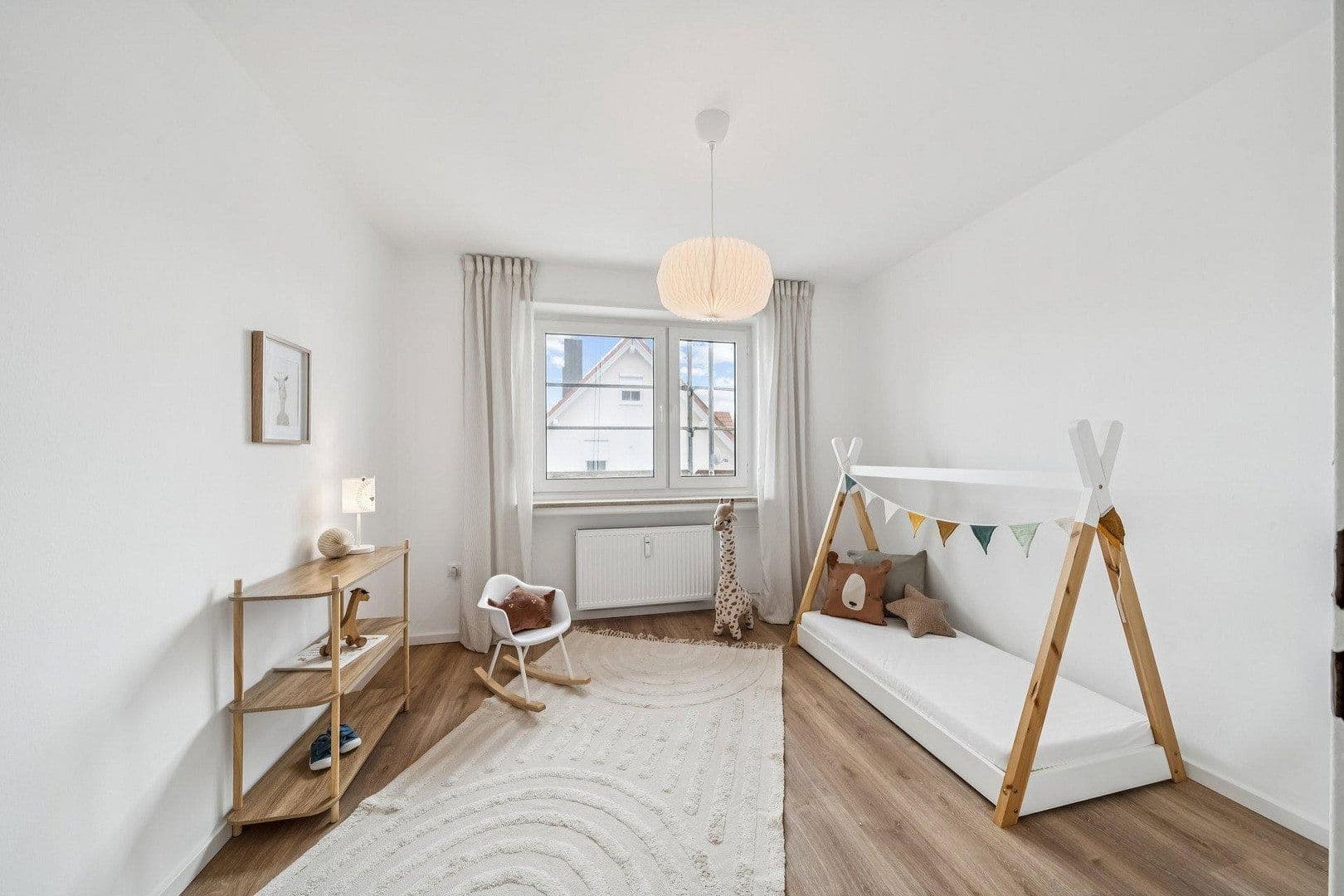 Predaj bytu 4-izbový 97 m², Königsbrunn, Bavorsko Predaj bytu 4-izbový 97 m², Königsbrunn, Bavorsko