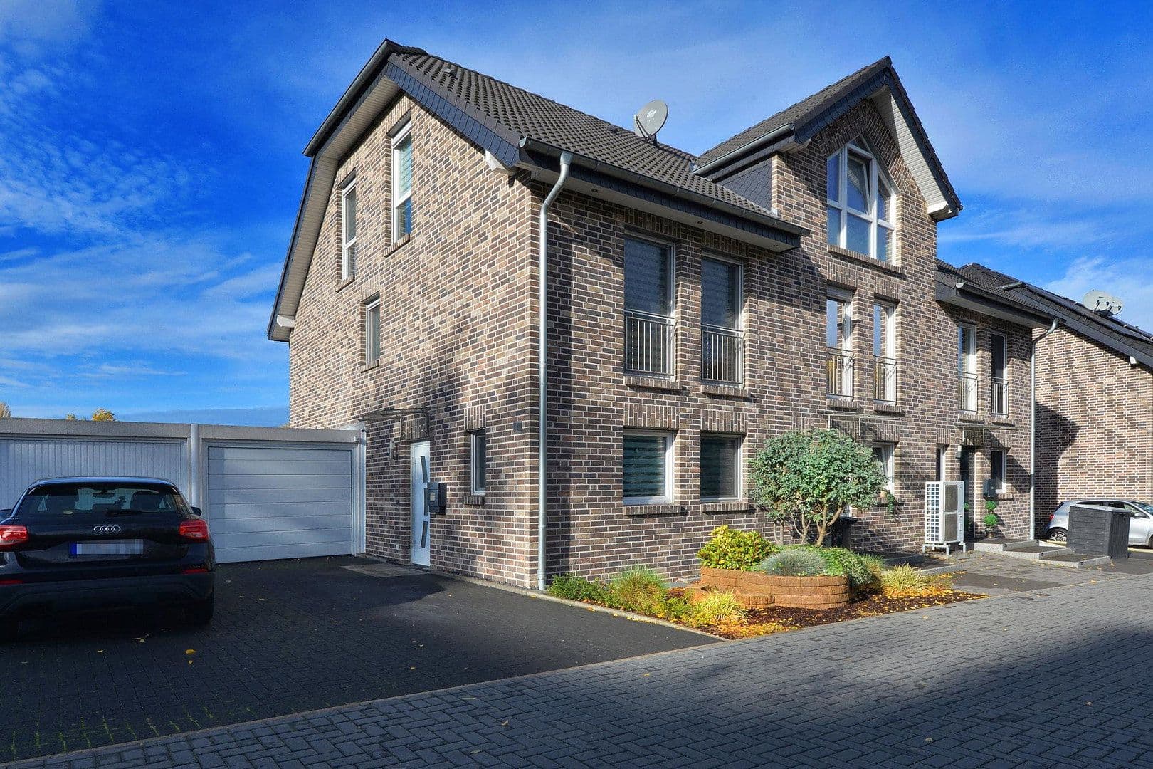 Predaj domu 119 m², pozemek 345 m², Günterstr. 56, Duisburg, Severné Porýnie - Westfálsko Predaj domu 119 m², pozemek 345 m², Günterstr. 56, Duisburg, Severné Porýnie - Westfálsko