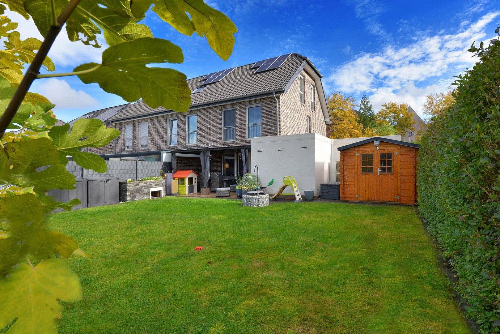 Predaj domu 119 m², pozemek 345 m², Günterstr. 56, Duisburg, Severné Porýnie - Westfálsko Predaj domu 119 m², pozemek 345 m², Günterstr. 56, Duisburg, Severné Porýnie - Westfálsko