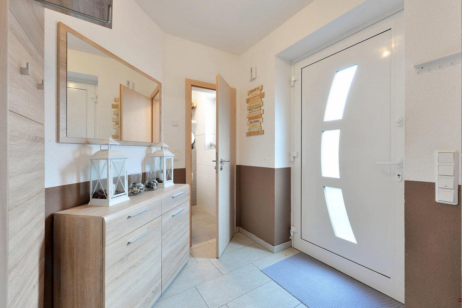 Predaj domu 119 m², pozemek 345 m², Günterstr. 56, Duisburg, Severné Porýnie - Westfálsko Predaj domu 119 m², pozemek 345 m², Günterstr. 56, Duisburg, Severné Porýnie - Westfálsko