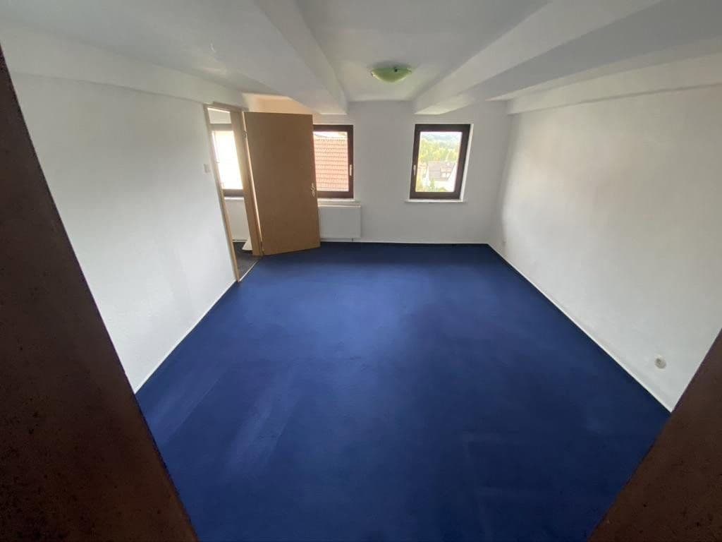 Prenájom bytu 5-izbový 150 m², Bischofsthal Str. 14, Langelsheim, Dolné Sasko Prenájom bytu 5-izbový 150 m², Bischofsthal Str. 14, Langelsheim, Dolné Sasko