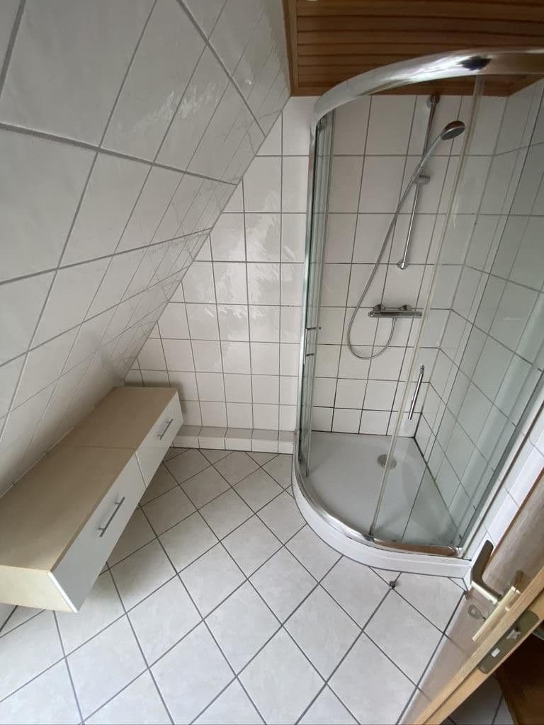 Prenájom bytu 5-izbový 150 m², Bischofsthal Str. 14, Langelsheim, Dolné Sasko Prenájom bytu 5-izbový 150 m², Bischofsthal Str. 14, Langelsheim, Dolné Sasko