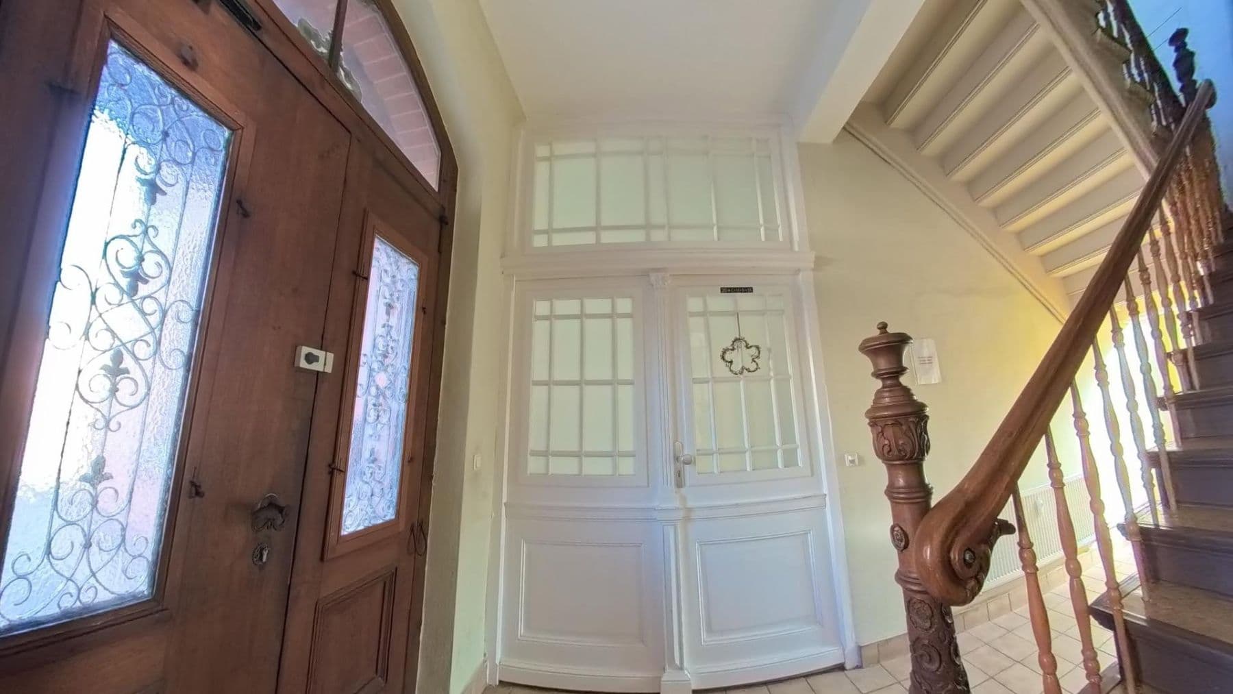 Prenájom bytu 7-izbový 160 m², Johannisstrasse 22, Mühlhausen/Thüringen, Durínsko Prenájom bytu 7-izbový 160 m², Johannisstrasse 22, Mühlhausen/Thüringen, Durínsko