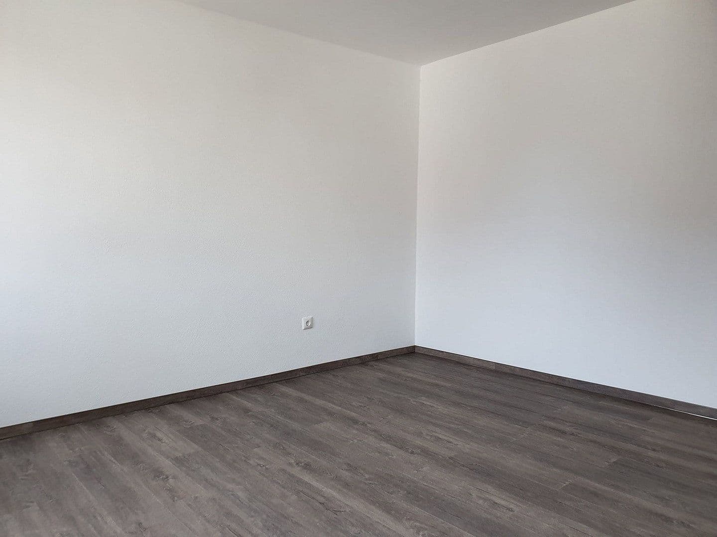 Prenájom bytu 2-izbový 62 m², Markt Bibart, Bavorsko Prenájom bytu 2-izbový 62 m², Markt Bibart, Bavorsko