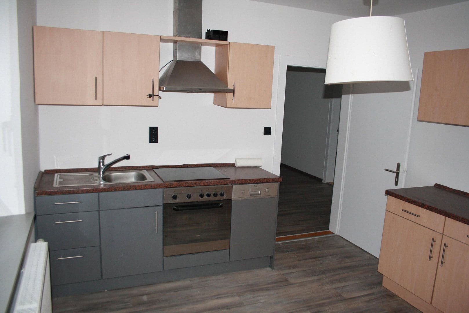 Predaj domu 251 m², pozemek 717 m², Pegnitz, Bavorsko Predaj domu 251 m², pozemek 717 m², Pegnitz, Bavorsko