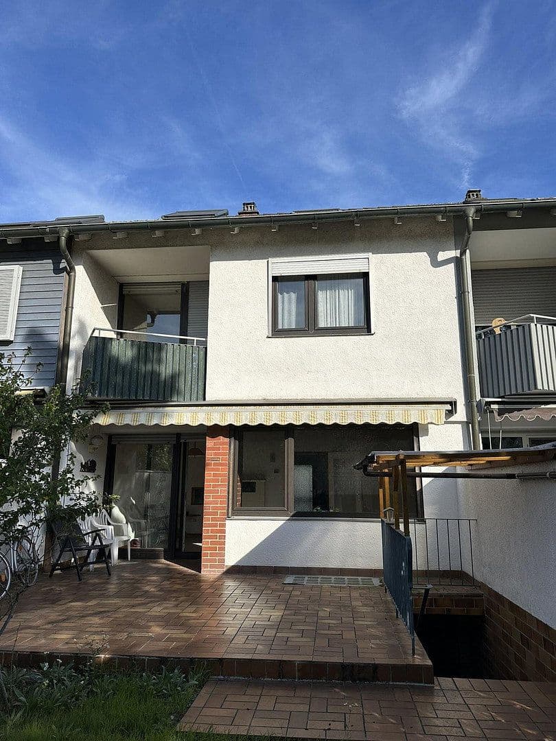 Predaj domu 90 m², pozemek 272 m², Amalie-Sieveking-Weg, Mannheim, Bádensko-Wurttembersko Predaj domu 90 m², pozemek 272 m², Amalie-Sieveking-Weg, Mannheim, Bádensko-Wurttembersko