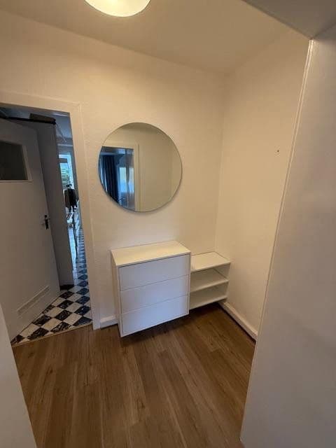 Prenájom bytu 1-izbový 32 m², Burghofstr. 52, Düsseldorf, Severné Porýnie - Westfálsko Prenájom bytu 1-izbový 32 m², Burghofstr. 52, Düsseldorf, Severné Porýnie - Westfálsko