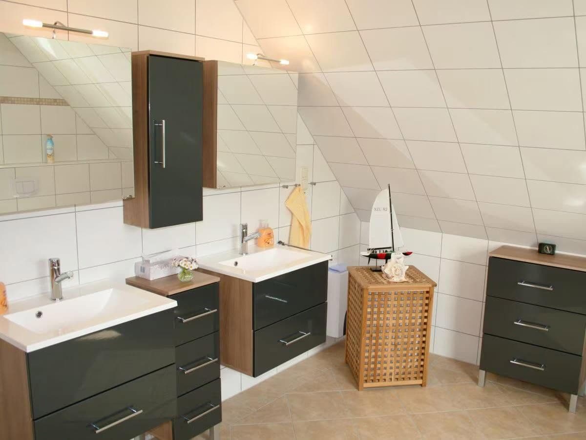 Predaj domu 126 m², pozemek 710 m², Koppelweg 13a, Sauzin, Meklenbursko-Predpomoransko Predaj domu 126 m², pozemek 710 m², Koppelweg 13a, Sauzin, Meklenbursko-Predpomoransko