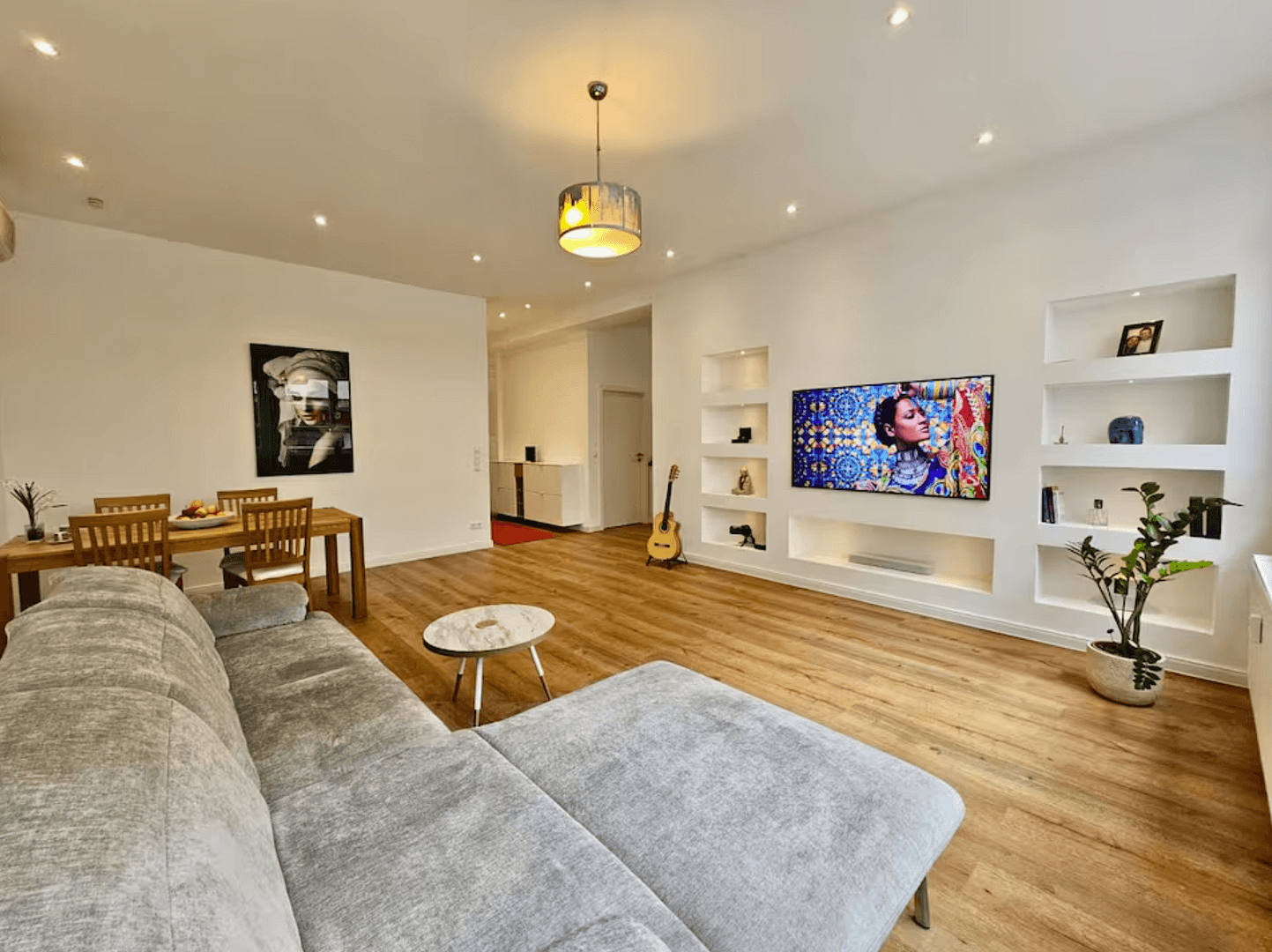 Prenájom bytu 2-izbový 66 m², A1 2, Mannheim, Bádensko-Wurttembersko Prenájom bytu 2-izbový 66 m², A1 2, Mannheim, Bádensko-Wurttembersko