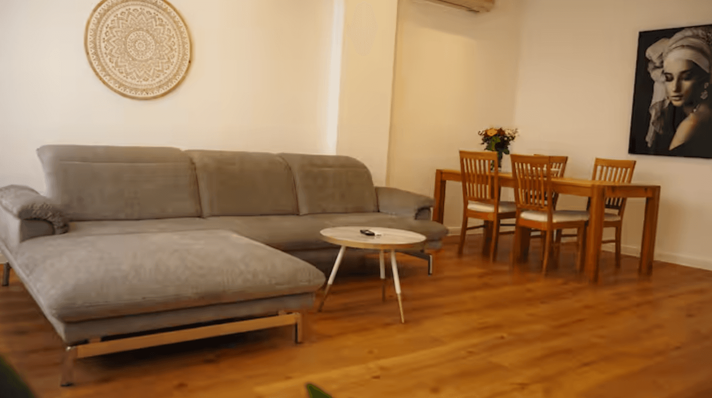 Prenájom bytu 2-izbový 66 m², A1 2, Mannheim, Bádensko-Wurttembersko Prenájom bytu 2-izbový 66 m², A1 2, Mannheim, Bádensko-Wurttembersko