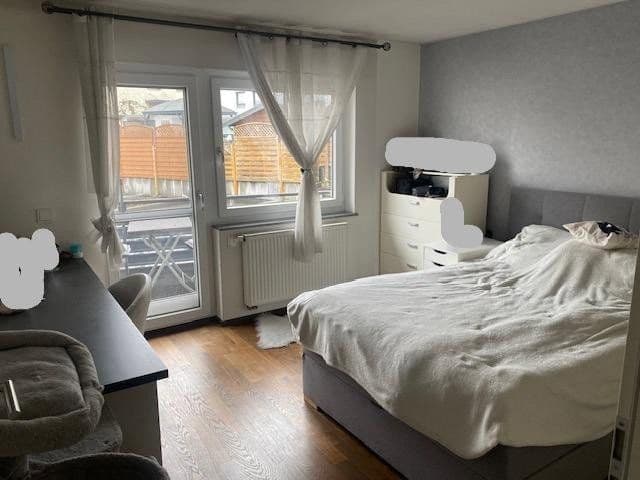 Prenájom bytu 5-izbový 180 m², Wernau (Neckar), Bádensko-Wurttembersko Prenájom bytu 5-izbový 180 m², Wernau (Neckar), Bádensko-Wurttembersko