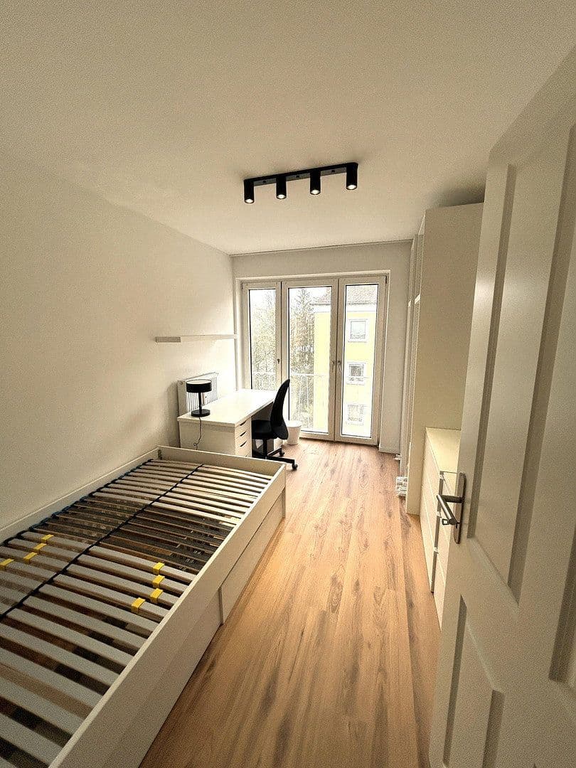 Prenájom bytu 3-izbový 62 m², Lüneburger Strasse 2a, München, Bavorsko Prenájom bytu 3-izbový 62 m², Lüneburger Strasse 2a, München, Bavorsko