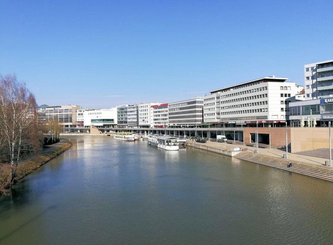 Predaj bytu 3-izbový 99 m², Berliner Promenade, Saarbrücken, Sársko Predaj bytu 3-izbový 99 m², Berliner Promenade, Saarbrücken, Sársko