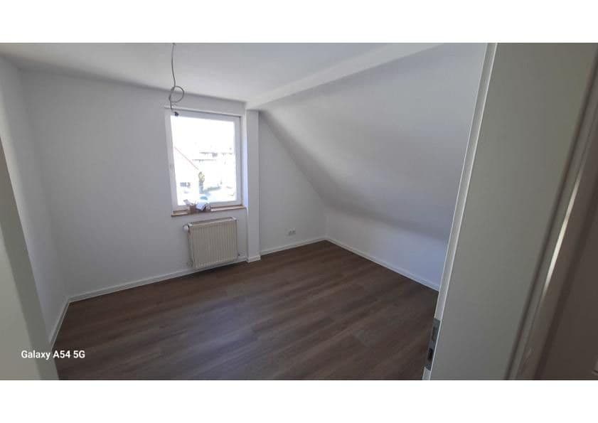 Prenájom bytu 3-izbový 82 m², Gabelsbergerstraße 6, Weinheim, Bádensko-Wurttembersko Prenájom bytu 3-izbový 82 m², Gabelsbergerstraße 6, Weinheim, Bádensko-Wurttembersko