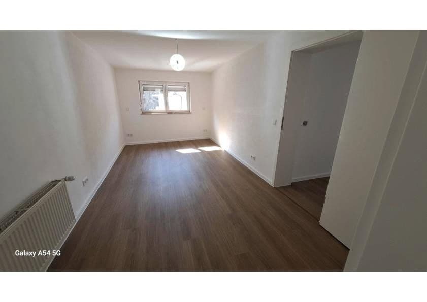 Prenájom bytu 3-izbový 82 m², Gabelsbergerstraße 6, Weinheim, Bádensko-Wurttembersko Prenájom bytu 3-izbový 82 m², Gabelsbergerstraße 6, Weinheim, Bádensko-Wurttembersko