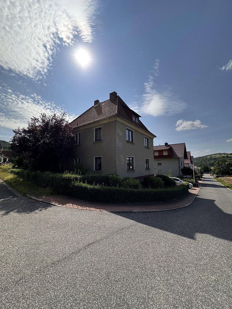 Predaj domu 148 m², pozemek 1.011 m², Heringen (Werra), Hesensko Predaj domu 148 m², pozemek 1.011 m², Heringen (Werra), Hesensko