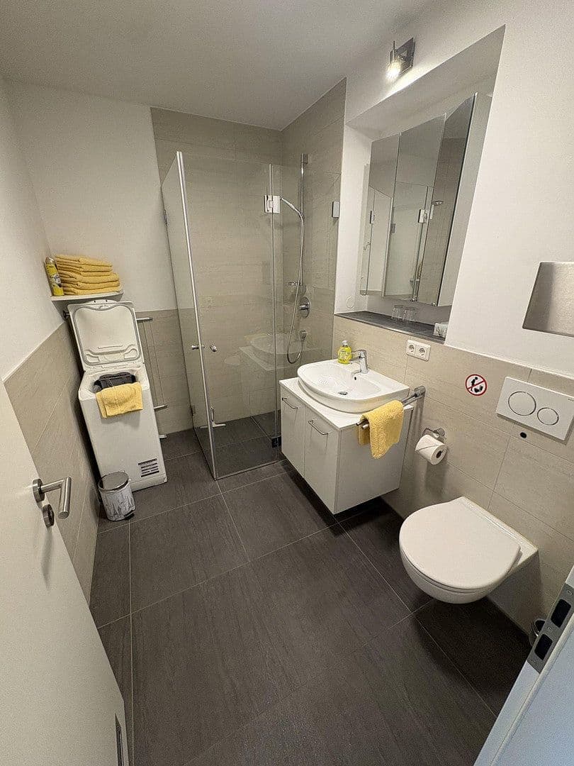 Prenájom bytu 2-izbový 56 m², Hanfelder Straße 7a, Gauting OT-Oberbrunn, Bavorsko Prenájom bytu 2-izbový 56 m², Hanfelder Straße 7a, Gauting OT-Oberbrunn, Bavorsko