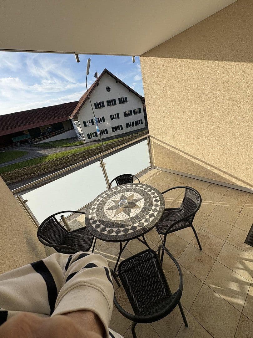 Prenájom bytu 2-izbový 56 m², Hanfelder Straße 7a, Gauting OT-Oberbrunn, Bavorsko Prenájom bytu 2-izbový 56 m², Hanfelder Straße 7a, Gauting OT-Oberbrunn, Bavorsko