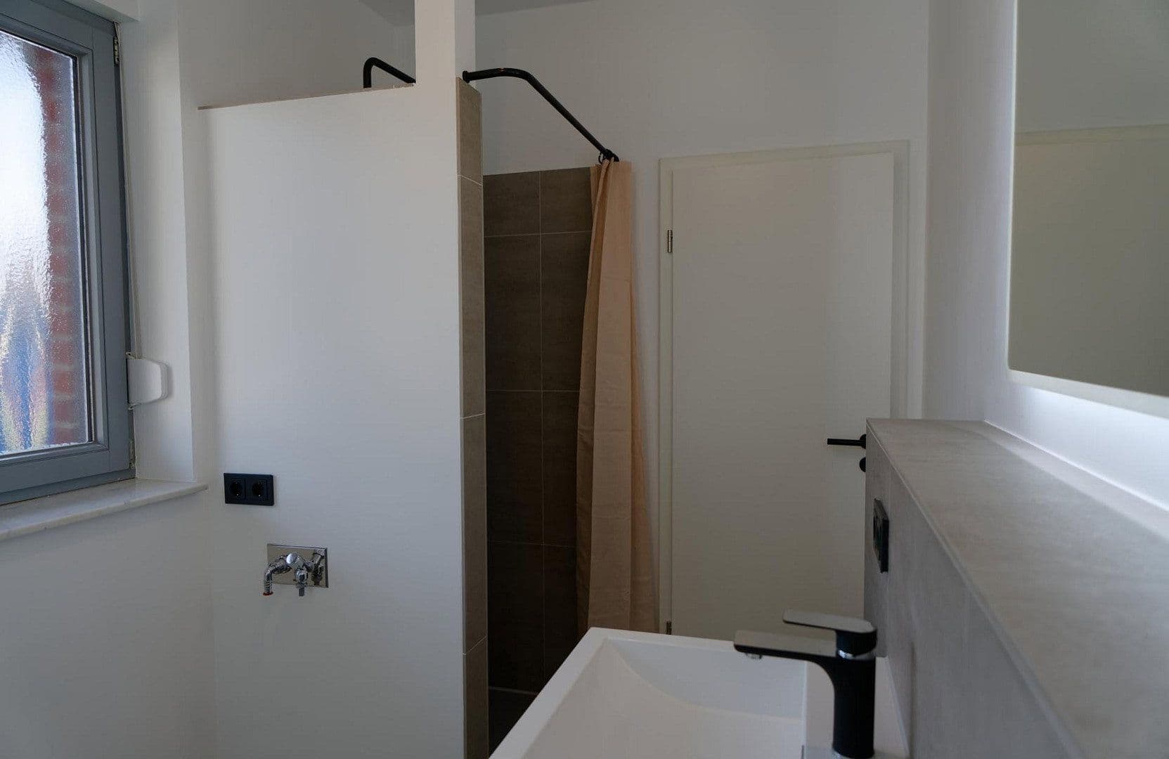 Prenájom bytu 2-izbový 80 m², Ebstorf, Dolné Sasko Prenájom bytu 2-izbový 80 m², Ebstorf, Dolné Sasko