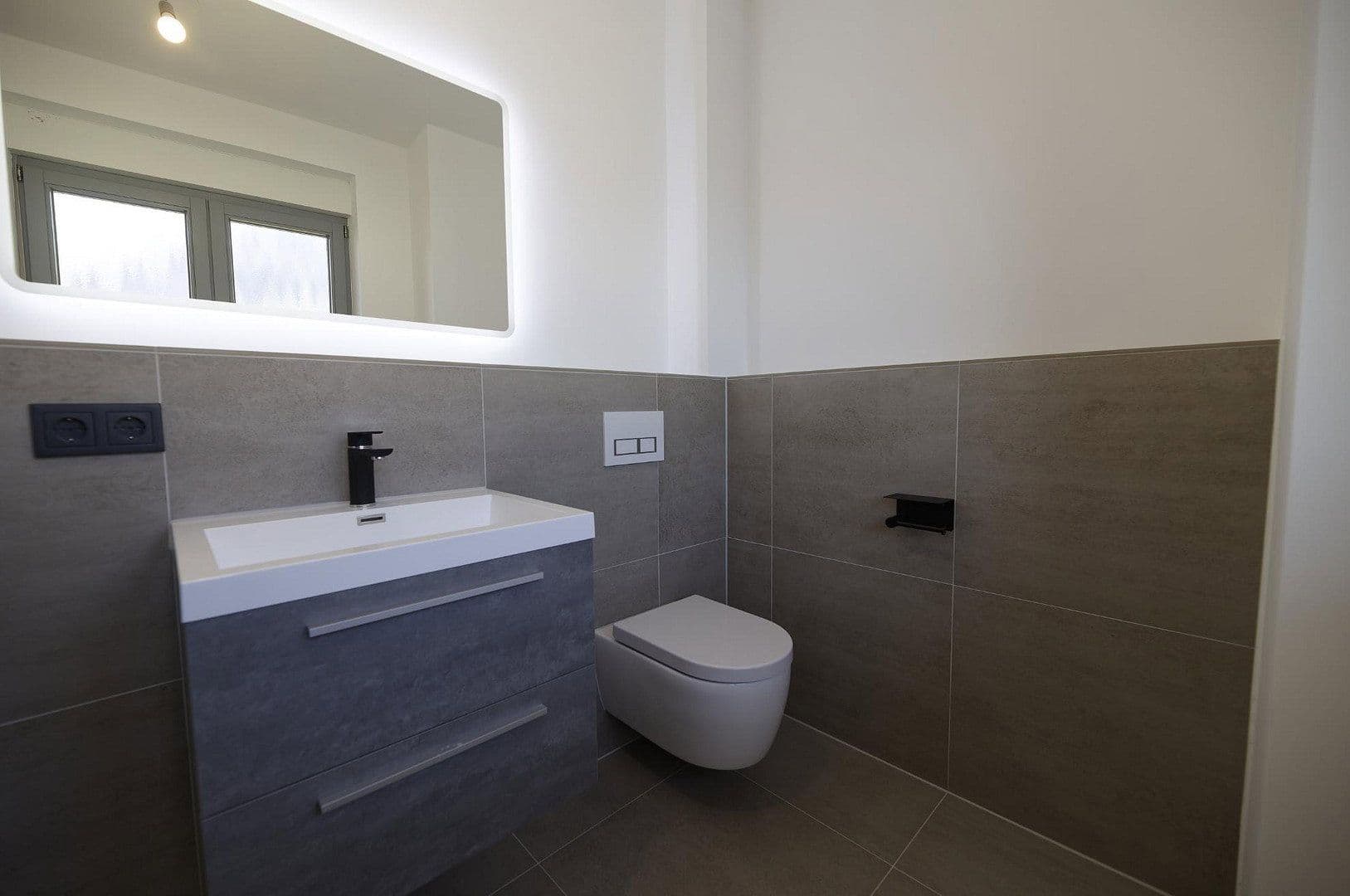 Prenájom bytu 2-izbový 80 m², Ebstorf, Dolné Sasko Prenájom bytu 2-izbový 80 m², Ebstorf, Dolné Sasko