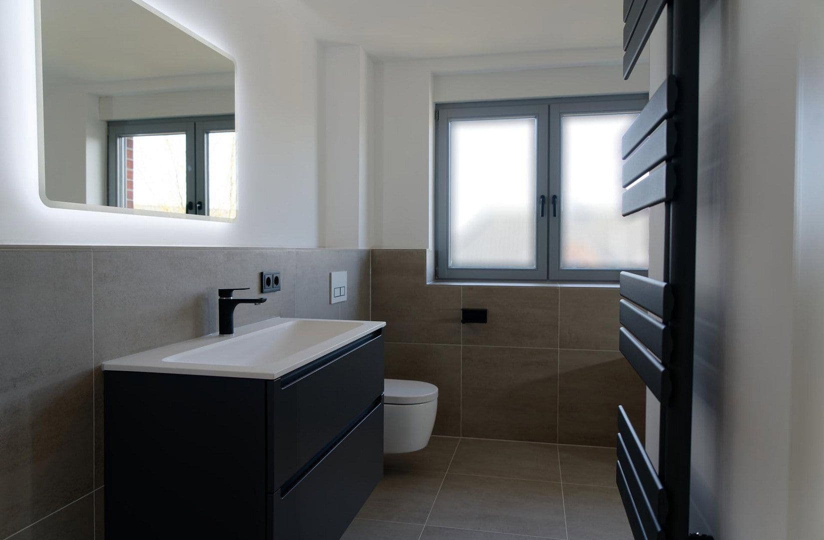 Prenájom bytu 2-izbový 80 m², Ebstorf, Dolné Sasko Prenájom bytu 2-izbový 80 m², Ebstorf, Dolné Sasko