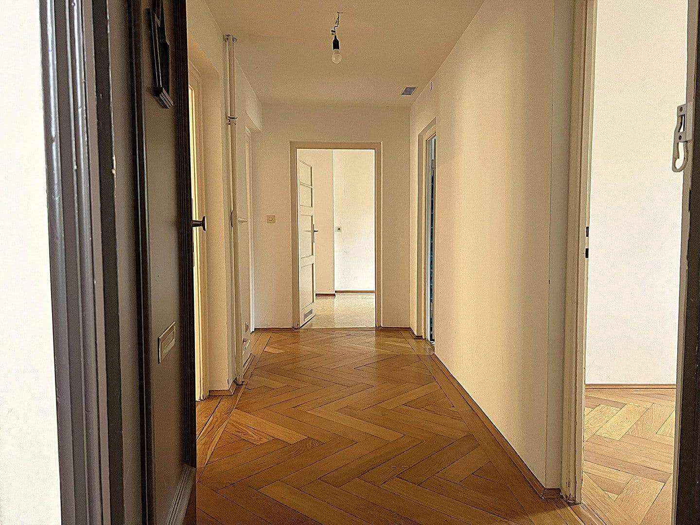 Predaj bytu 2-izbový 81 m², Cannabichstr. 9, München, Bavorsko Predaj bytu 2-izbový 81 m², Cannabichstr. 9, München, Bavorsko