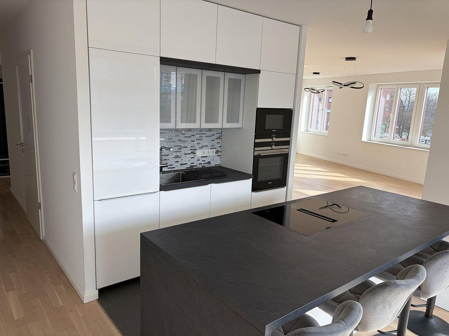 Predaj bytu 4-izbový 128 m², Bluecherstrasse 5, Hamburg, Hamburg Predaj bytu 4-izbový 128 m², Bluecherstrasse 5, Hamburg, Hamburg