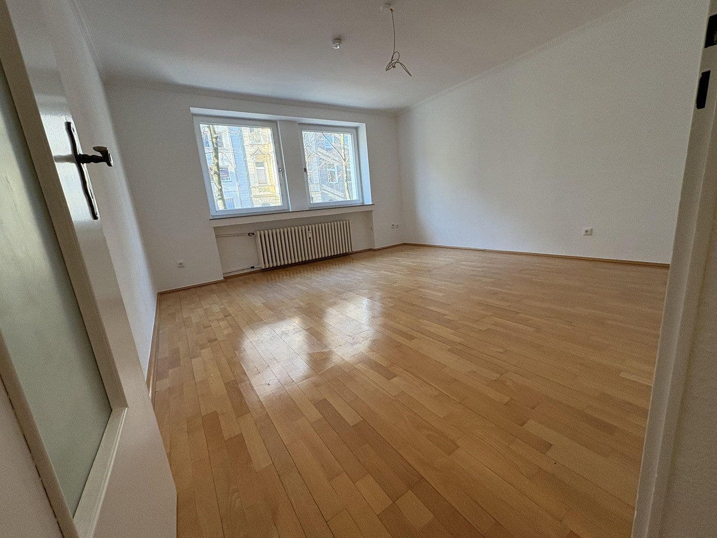 Predaj bytu 3-izbový 67 m², Köln, Severné Porýnie - Westfálsko Predaj bytu 3-izbový 67 m², Köln, Severné Porýnie - Westfálsko