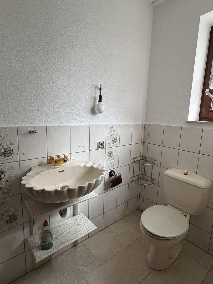 Prenájom bytu 3-izbový 109 m², Drosselweg 47, Bergisch Gladbach, Severné Porýnie - Westfálsko Prenájom bytu 3-izbový 109 m², Drosselweg 47, Bergisch Gladbach, Severné Porýnie - Westfálsko