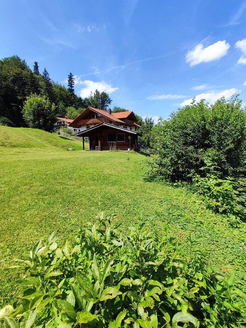 Predaj pozemku 692 m², Bad Tölz, Bavorsko Predaj pozemku 692 m², Bad Tölz, Bavorsko