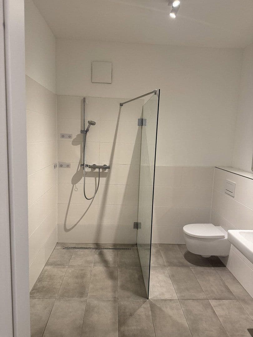 Prenájom bytu 3-izbový 91 m², Stallschreiberstraße 24, Berlin, Berlín Prenájom bytu 3-izbový 91 m², Stallschreiberstraße 24, Berlin, Berlín