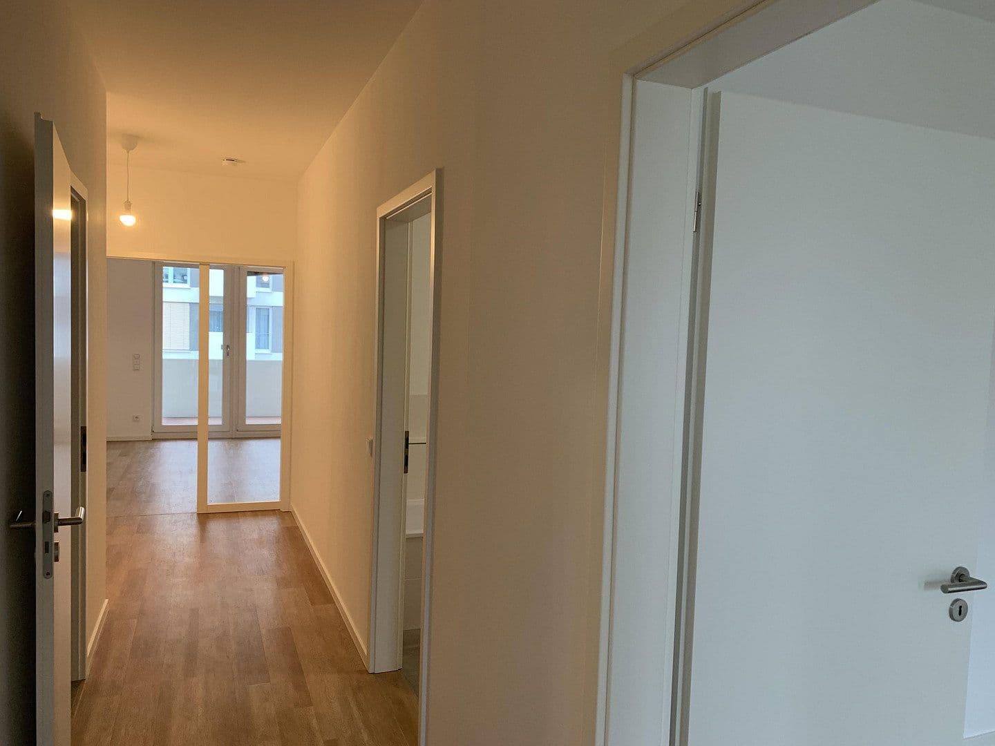 Prenájom bytu 3-izbový 91 m², Stallschreiberstraße 24, Berlin, Berlín Prenájom bytu 3-izbový 91 m², Stallschreiberstraße 24, Berlin, Berlín
